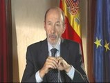 Rubalcaba advierte a la izquierda abertzale que se 