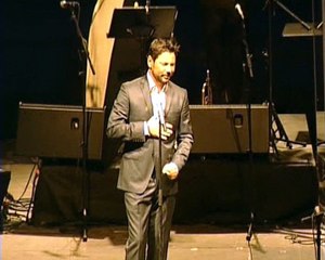 1.400 personas siguieron Miguel Poveda en Madrid