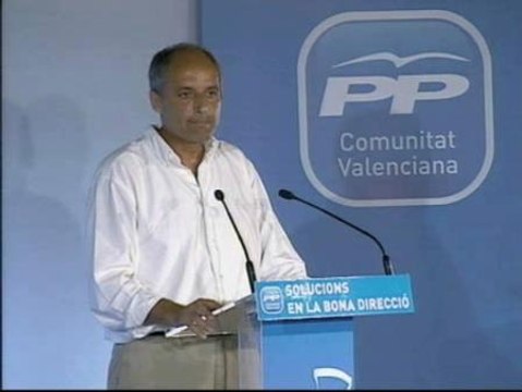 Camps: No hay quien mueva a alguien que tiene raíces en esta tierra