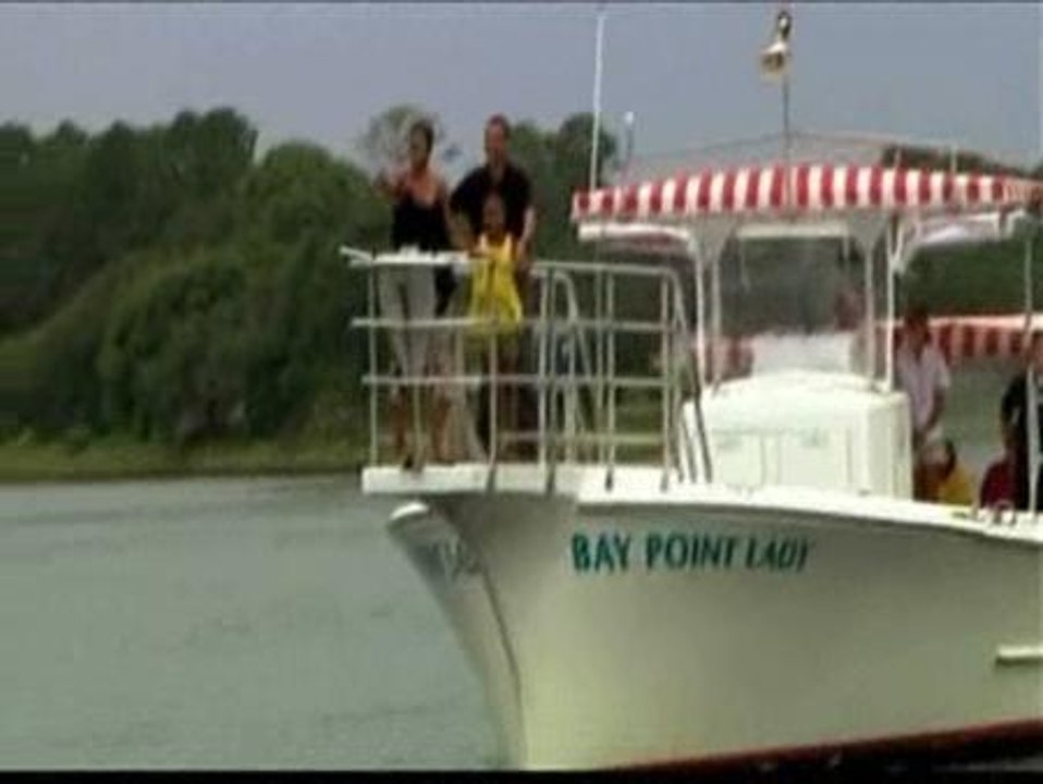 La familia Obama de paseo en barco por las aguas del Golfo de México