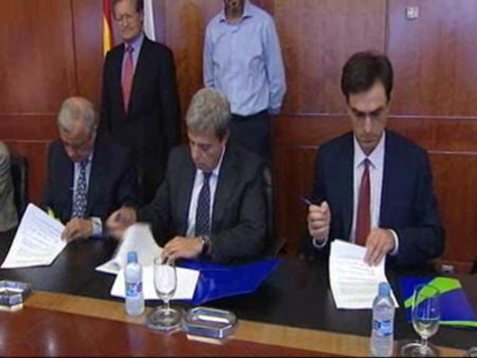 Los controladores y AENA llegan a un acuerdo