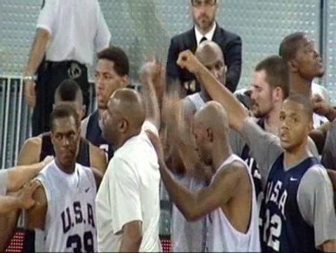 La selección estadounidense de baloncesto prepara su choque ante España