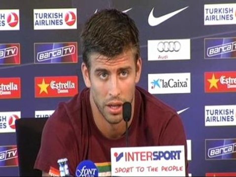 Piqué tacha de entrenador defensivo a Mourinho