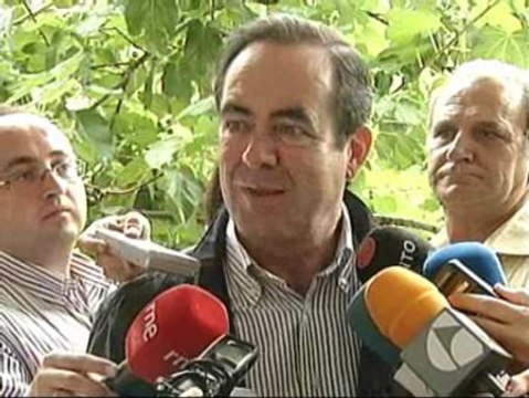 Bono afirma que las primarias pueden ser muy positivas para el PSOE