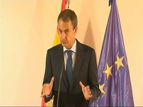 Zapatero tiene una buena valoración de Tomás Gómez y una buenísima de Trinidad Jiménez