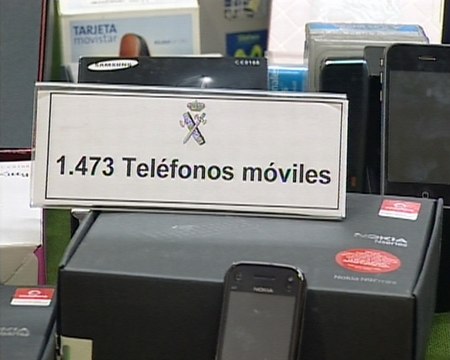 Desmantenlan red de piratería de móviles