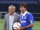 Raúl cambia el blanco por el azul de Schalke 04