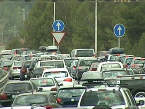 La operación salida de agosto se salda con 18 muertos