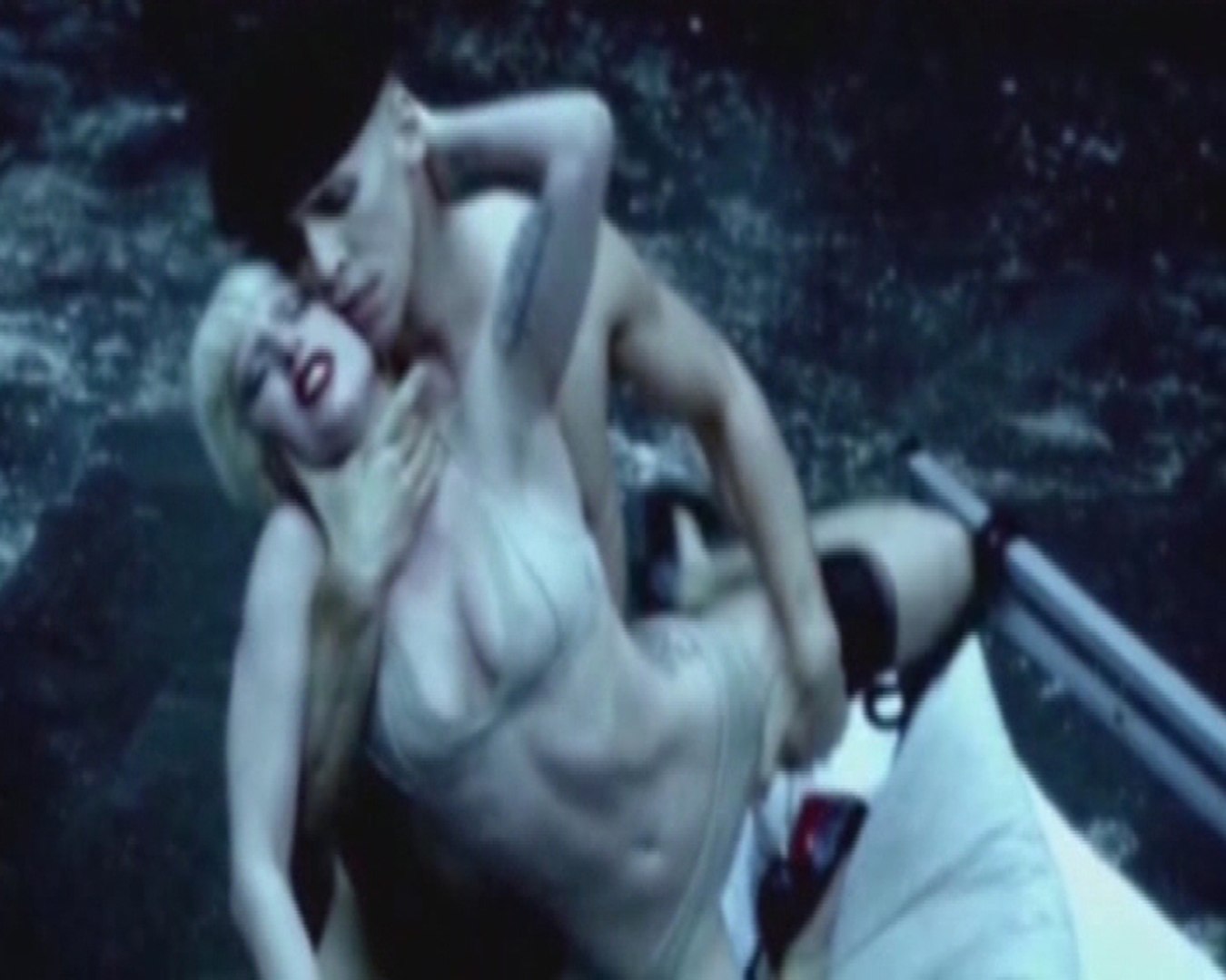Gaga no práctica sexo porque pierde creatividad
