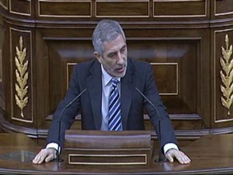 La oposición presiona al Gobierno para que no congele las pensiones