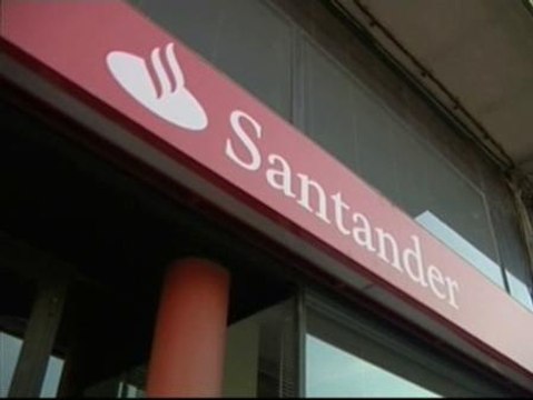 Un hombre de 72 años atraca un banco en León