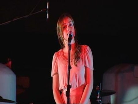 Artistas españoles recrean el último concierto de los Beatles antes de separarse