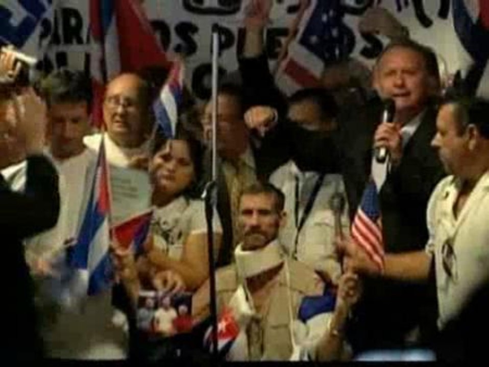 Gran expectación a la llegada del disidente cubano Ariel Sigler a Miami