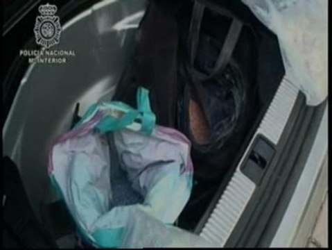 Cae una banda de traficantes que ocultaba drogas de diseño en coches importados