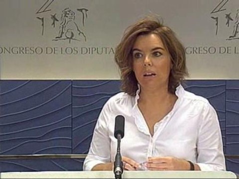 Según Sáenz de Santamaría, la soledad de Zapatero es evidente