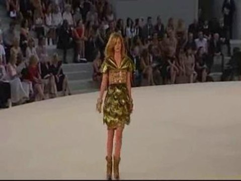 El lujo brilla en la nueva colección de alta costura de Chanel