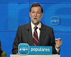 Rajoy arremete contra Zapatero por el Estatut