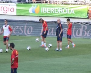 España prepara su lucha contra Honduras