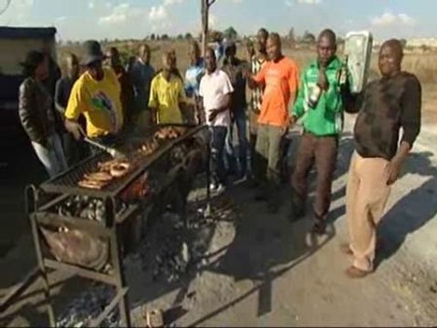 Suráfrica vive su día libre entre el fervor de las barbacoas
