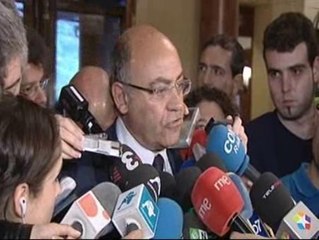 Díaz Fernán critica el "absoluto inmovilismo" de los sindicatos