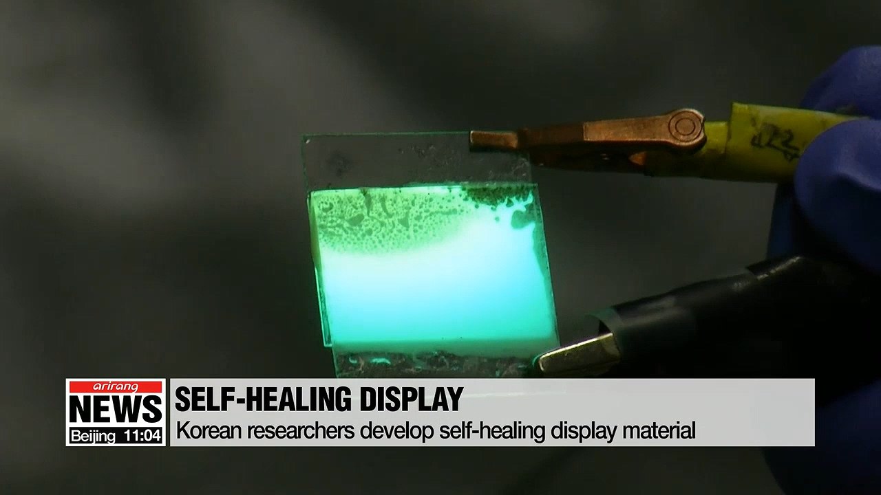 Korean researchers develop self-healing display material
