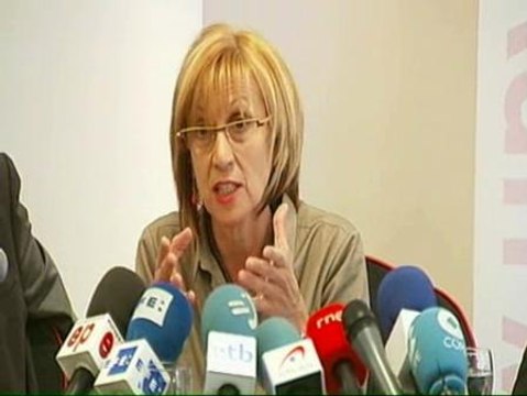 Rosa Díez ve a Zapatero escondido , derrotado y acabado como presidente