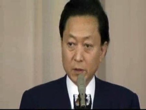 Dimite Yukio Hatoyama, jefe de Gobierno japonés