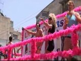 Miles de personas asisten en Tel Aviv al Orgullo Gay israelí