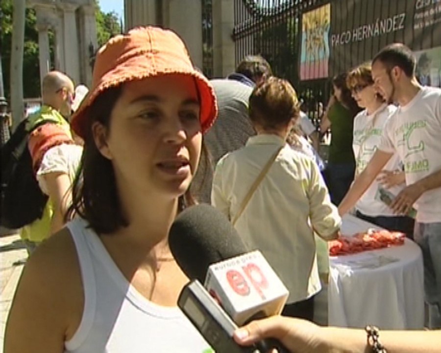 Recogen fimras para endurecer ley antitabaco