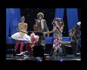 Percance en la actuación de Daniel Diges