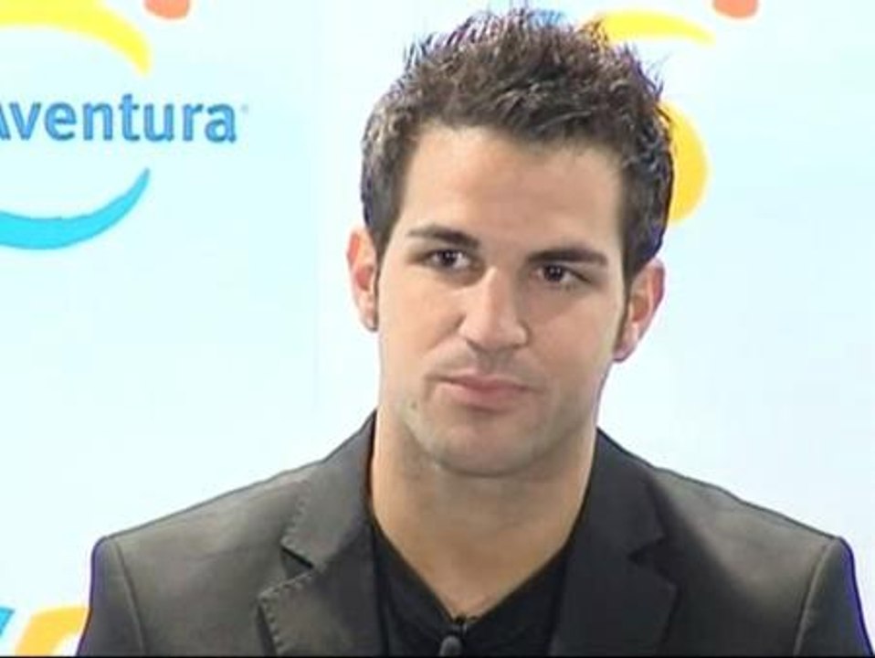 Cesc admite que le gustaría jugar en el Barça en caso de abandonar el arsenal