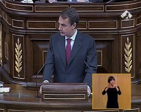 Zapatero toma medidas para reducir el déficit