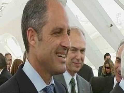 Rajoy rectifica y califica de desafortunadas sus declaraciones sobre Camps