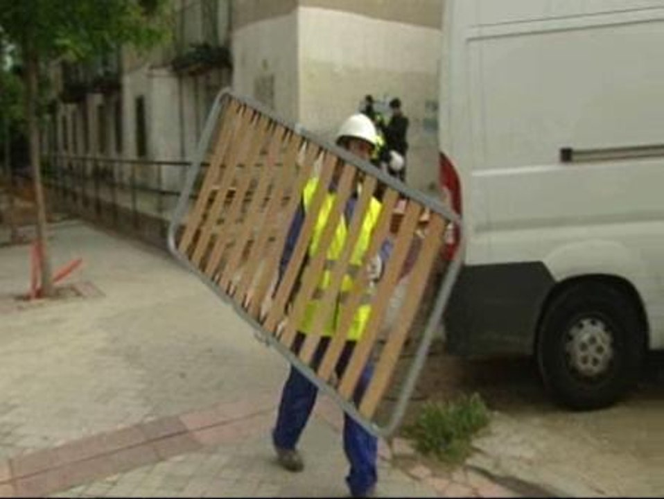 Ocho familias desalojadas de sus viviendas en el madrileño barrio de Vallecas