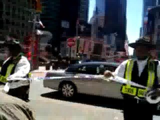La policía desaloja Times Square