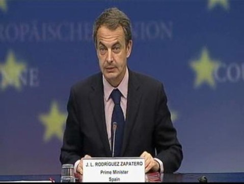 Zapatero cree que es una absoluta locura que España necesite 280.000 millones de la UE