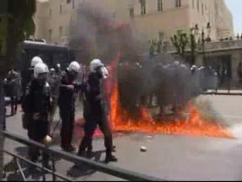 Grecia vive un 1 de mayo marcado por la sombra de la crisis