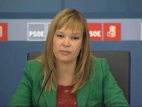 Pajín muestra su reconocimiento al juez Baltasar Garzón