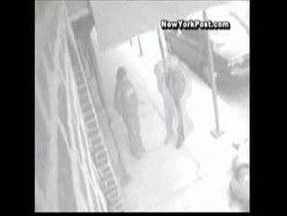 Cruel indiferencia ante la muerte de un héroe