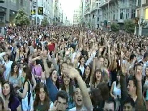 Multitudinario concierto gratuito en la Gran Vía por su centenario