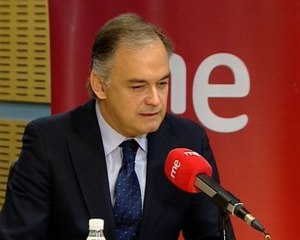 Pons confían en que Zapatero rectifique