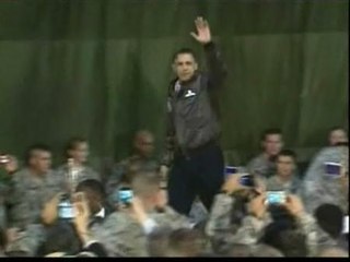 Obama se reúne con Karzai durante su primera visita sorpresa a Afganistán