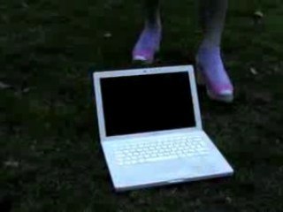 Trailer &#039;Estos retrogrados sí que tienen miopía&#039;