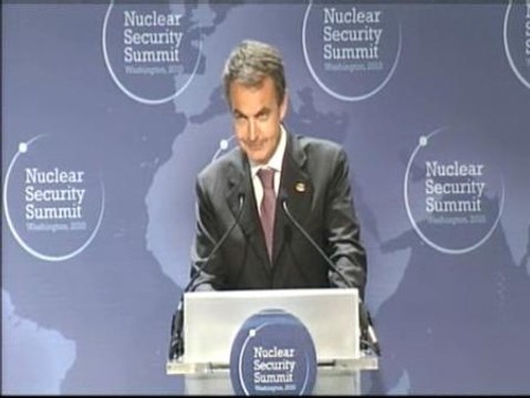 Zapatero: No vamos a mermar los derechos del trabajador