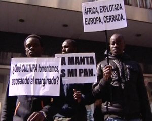 Denuncian las persecuciones a los &#039;Top-Manta&#039;