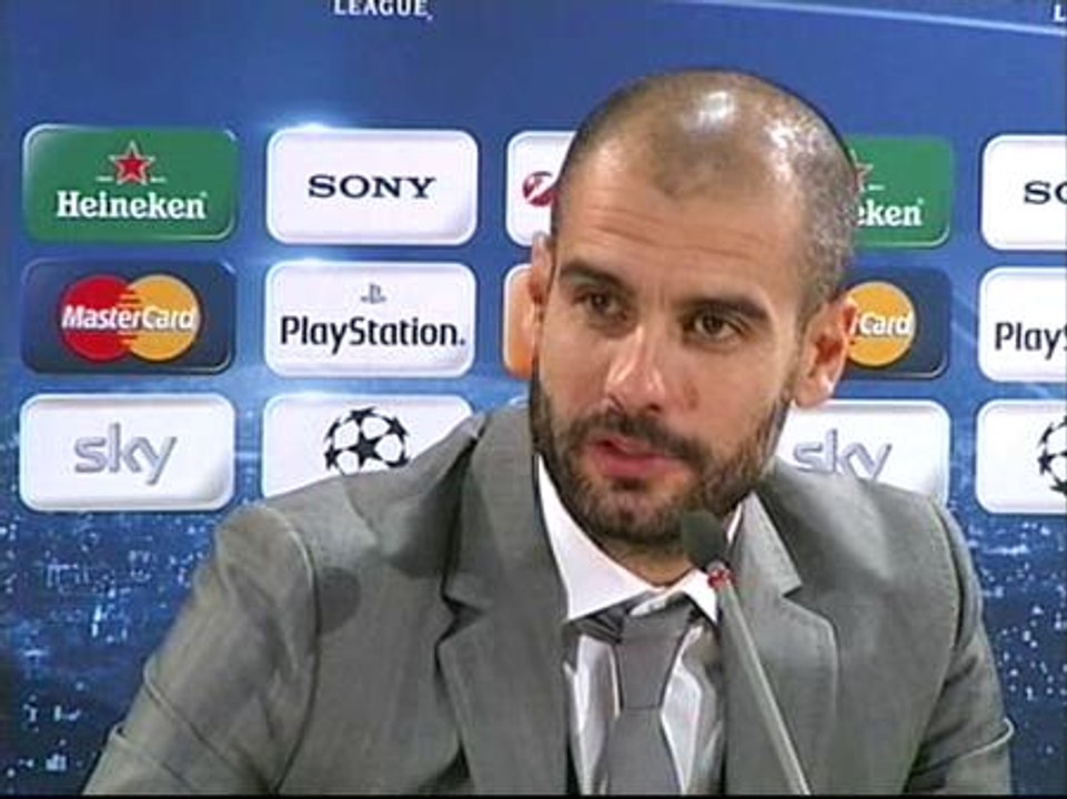 Guardiola: "Ya se que somos muy guapos y los últimos campeones, pero todo cuesta"