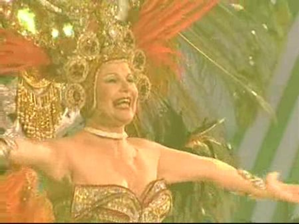 Inma Asensio se corona Gran Dama del Carnaval de Las Palmas de Gran Canaria