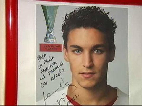 Jesús Navas, un ídolo en Los Palacios