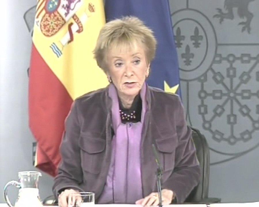 Gobierno mantiene la ayuda a los parados