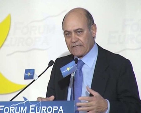 PP y CEOE piden reforma laboral al Gobierno